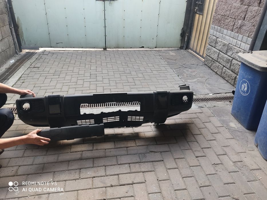 Бампер танк продаеться