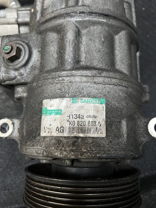 Compresor AC/ clima 2.0 Skoda/Audi/Wolkswagen/ Seat cod: 1K0 820 803 S