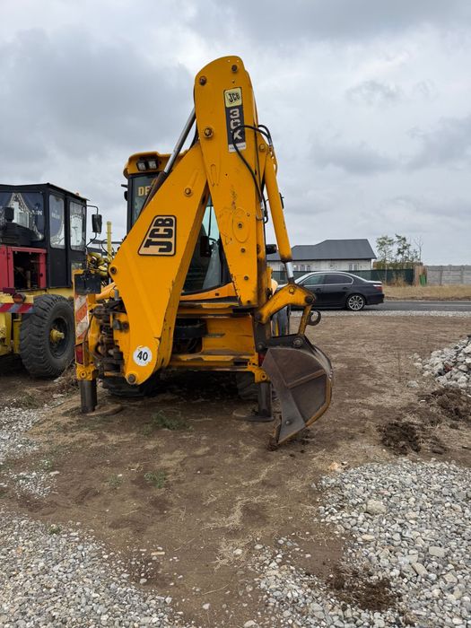 Buldoexcavator JCB 3CX