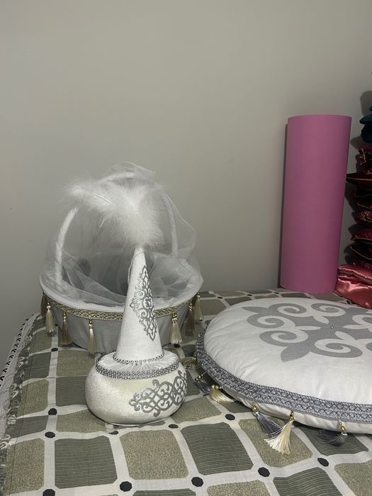 Саукеле для сырга салу