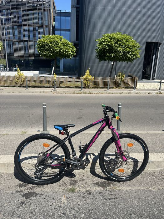KTM Peak XT 27,5” – Shimano Deore XT – 30 viteze – frâne hidraulice