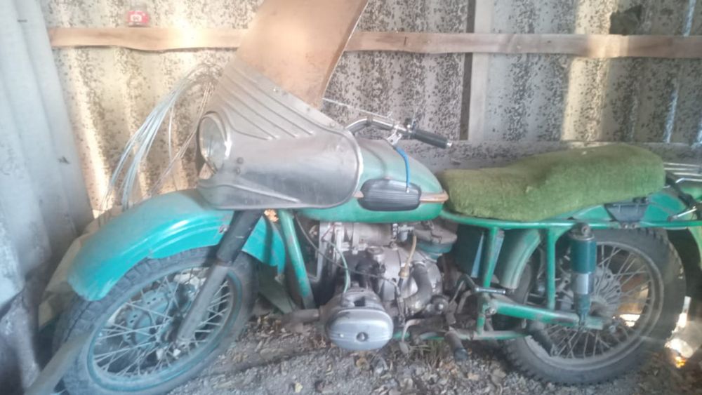 Урал на ходу есть люлька