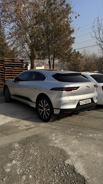 Jaguar i-pace ev -400s электромобиль