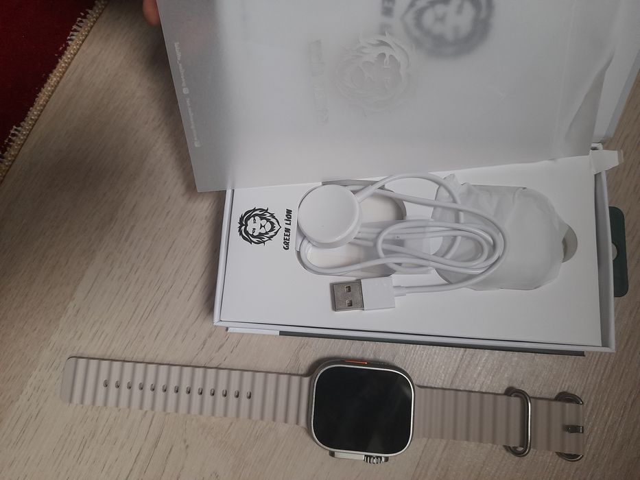 Smart soat sotiladi yangi