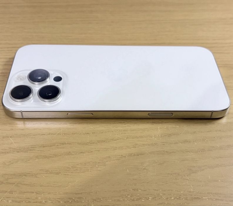 Iphone 16 PRO 1 Tb, white titanium, 0 minute, liber in orice retea !