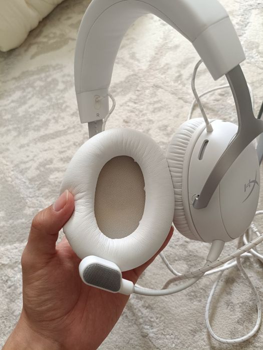 Продам проводные наушники HyperX Cloud 3 белые