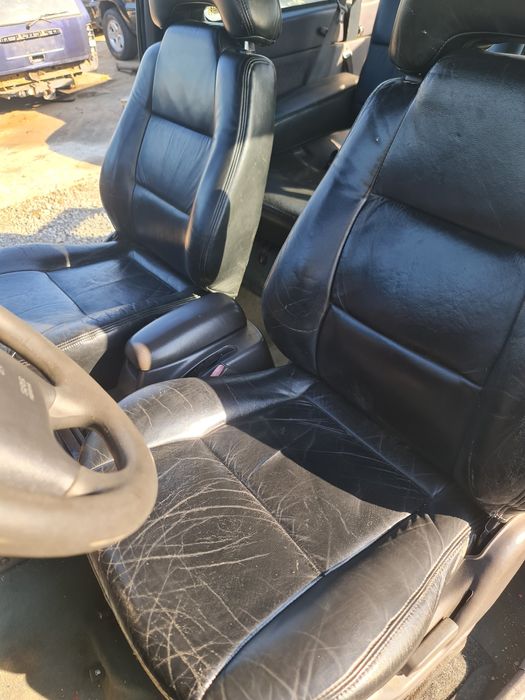 Dezmembrez sangyong korando 2.9 2.3 diesel 2.3 benzina