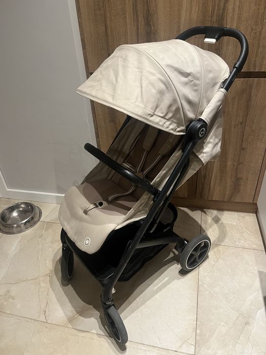 Количка Cybex Beezy