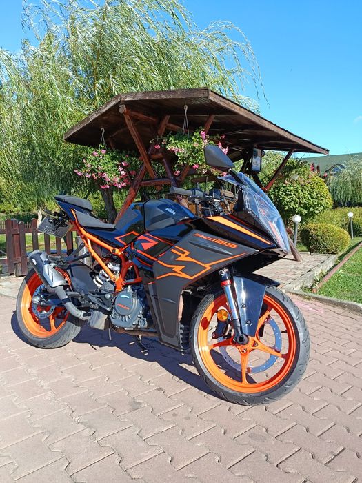 Moto KTM RC 125 2022