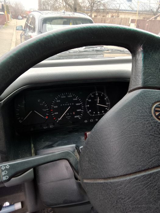 VW T4  242500 km reali