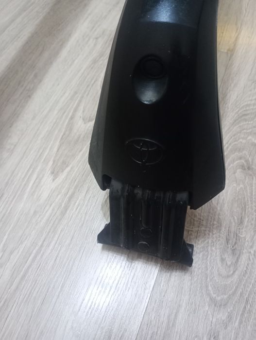 Напречни Греди за багажник тойота