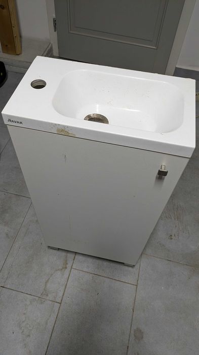 Mini lavoar Ravak Chrome 400