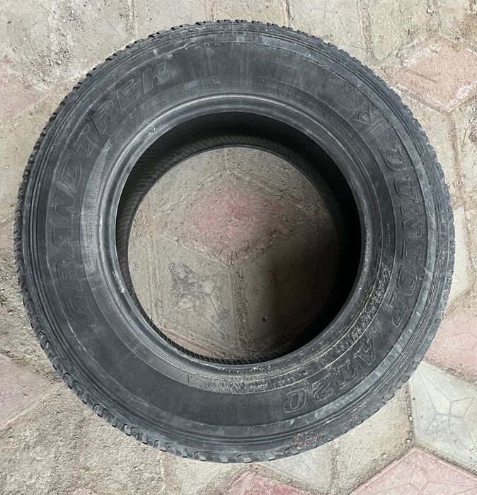 Продам бу шины 265/65/17