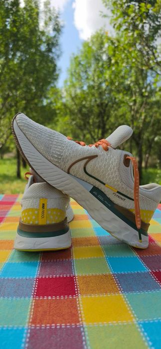 Nike React Infinity Run Flyknit 3 n°45,5
