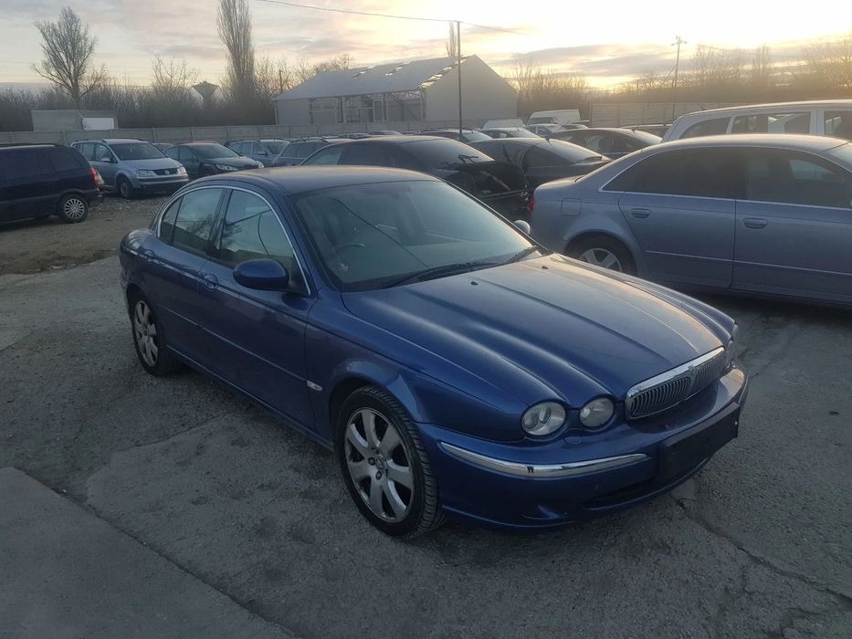Dezmembram  Jaguar X Type 2.0 tdci , an 2005