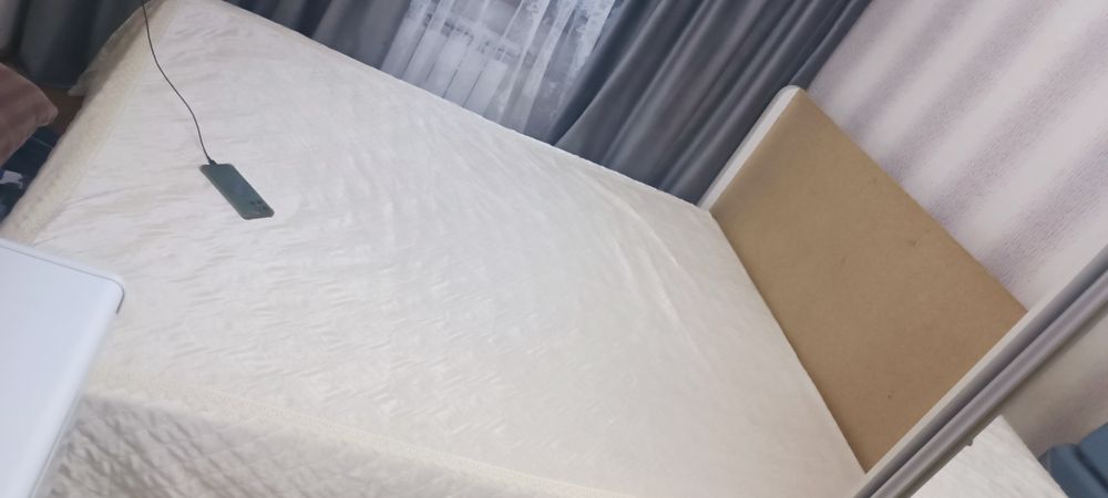 ДвуСпальный кравать