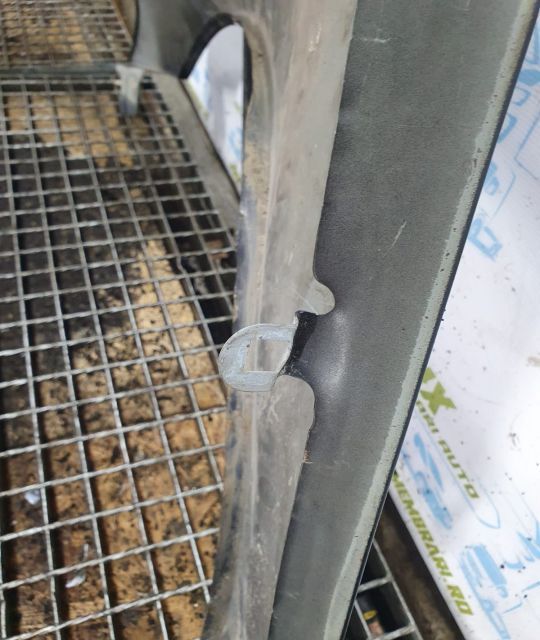 Aripa dreapta fata Volvo V50 1  [din 2003 pana  2011] seria