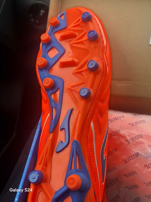 Бутонки JOMA за 70лв