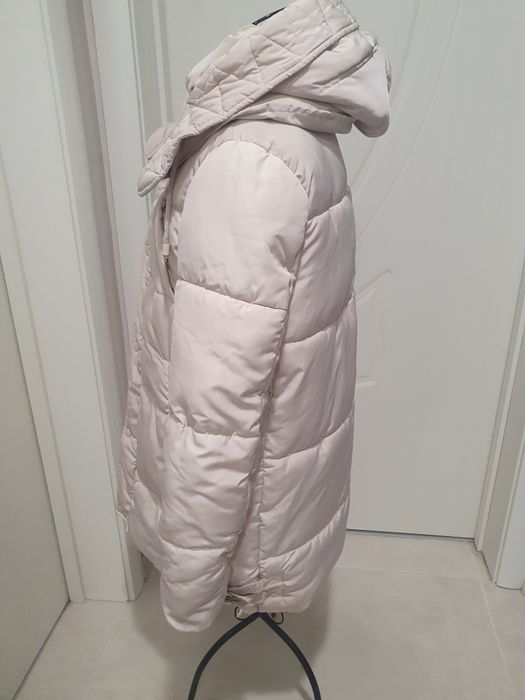 Зимно дамско яке 36/38 цвят нюд