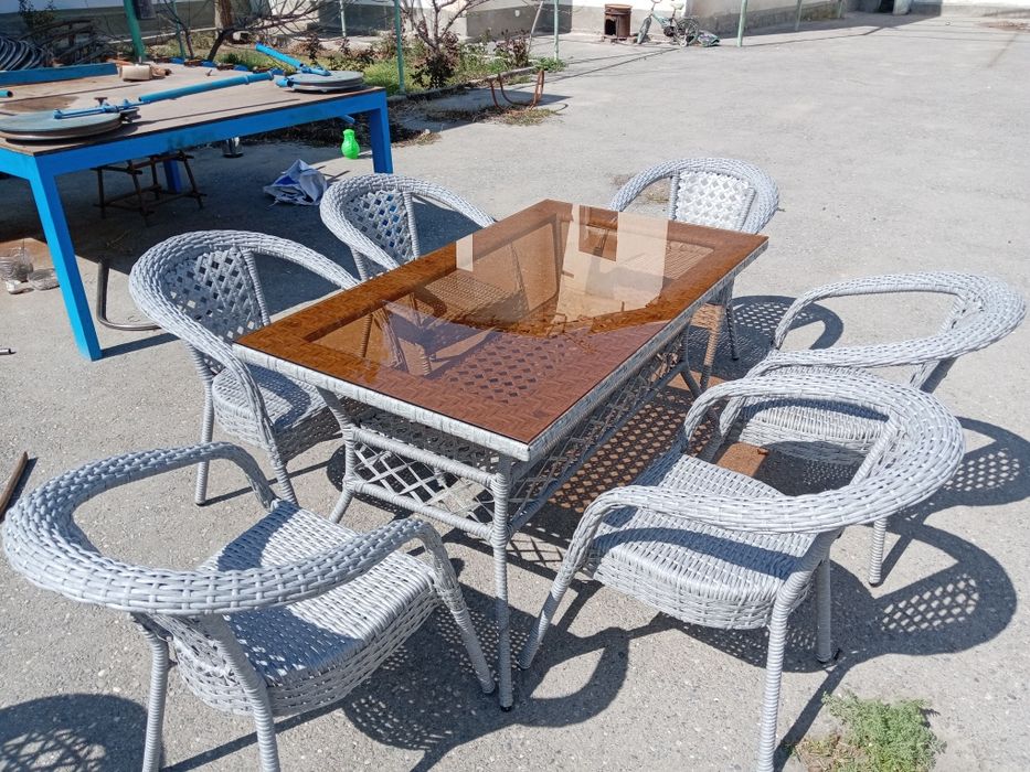 Ratan stol stullarimiz sifati va arzonligi bilan sizni lol qoldiradi