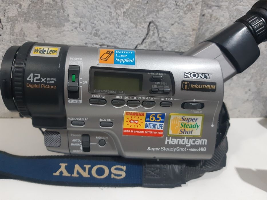 Продам видио камеру