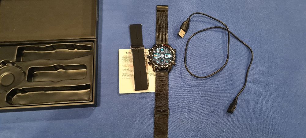 Смарт часовник !