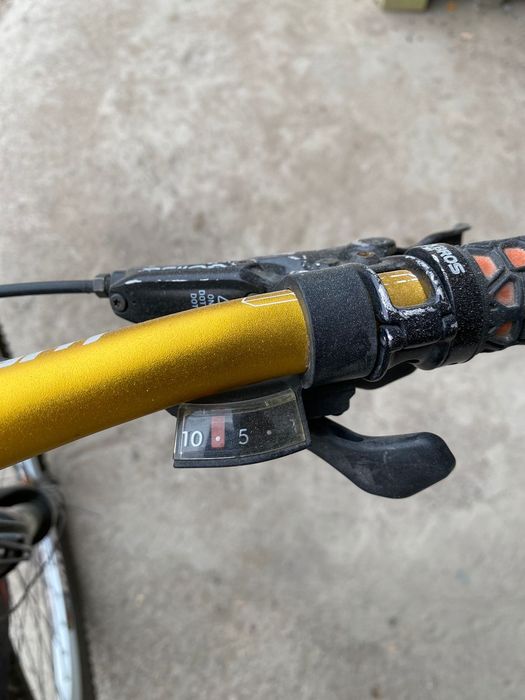 Велосипед очень легкий