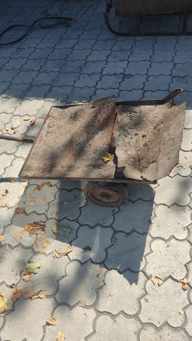 Продам тележку и сани