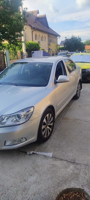 SKODA Octavia 2012 — imagine 3