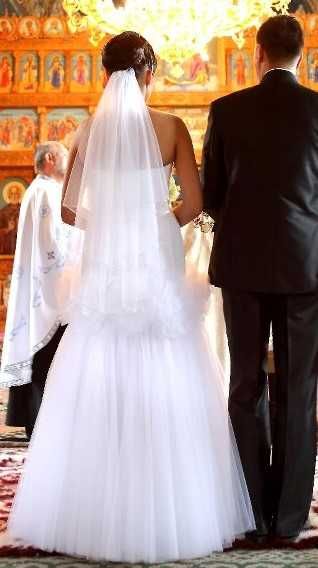 Vand rochie mireasa Maya Fashion
