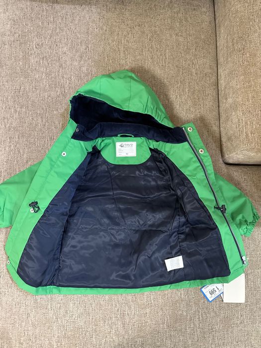 Ветровка новая для мальчика размер 92