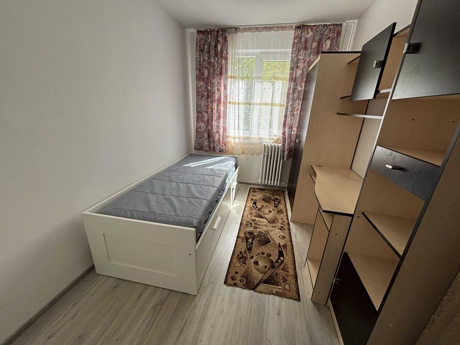 Apartament cu 3 camere de inchiriat — fotografia 1