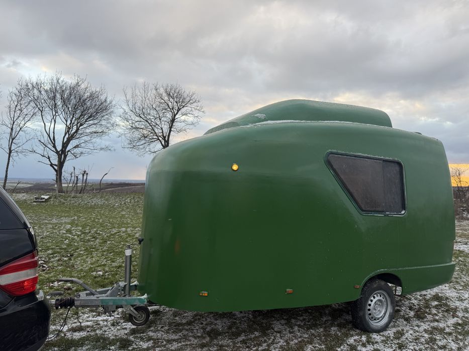 Vînd rulota anul 2012