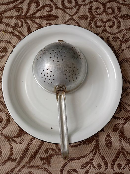 Одежда посуда все на фото