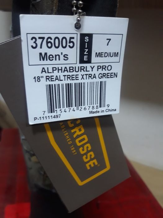 Фирменные сапожки продаю.или