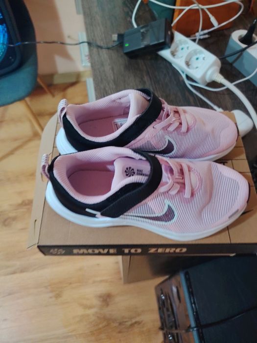 Adidași fete Nike Downshifter 12 NN PSV marimea 29.5