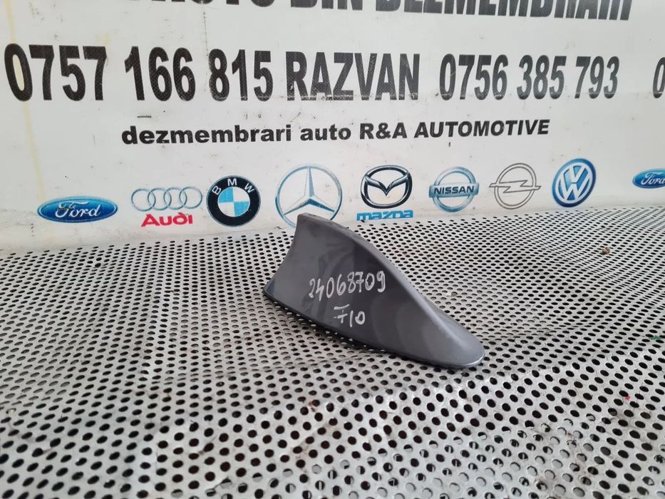 Capac Antena Bmw F10 F11  - Dezmembrari Arad