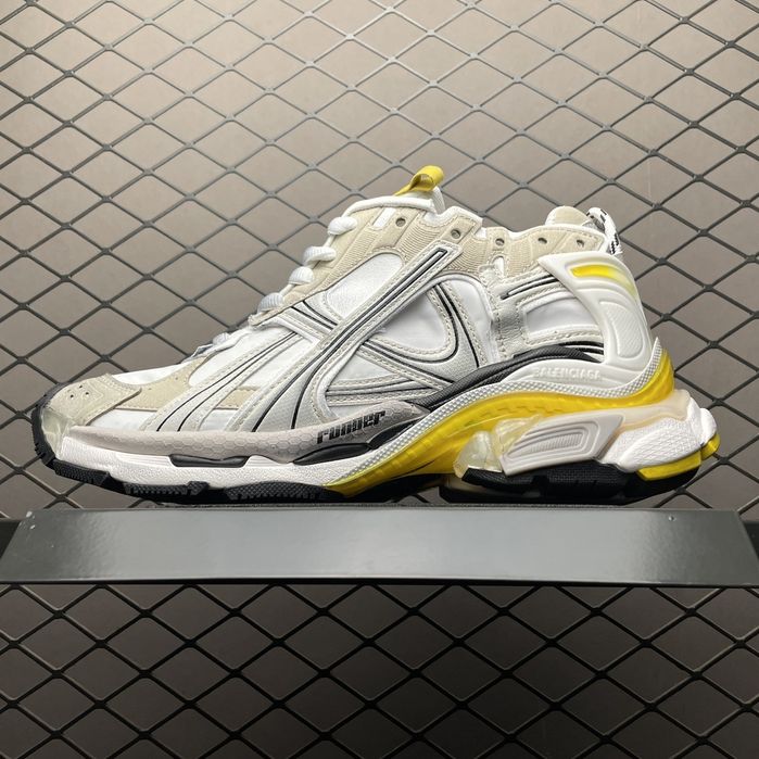 Balenciaga runner 2