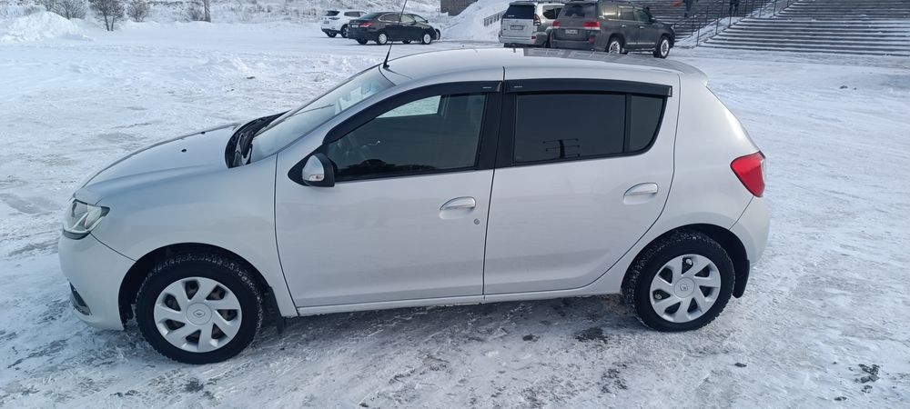 Продам Renault sandero