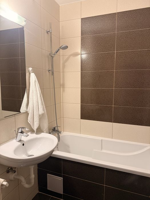 Proprietar, vând apartament 2 camere Avantgarden Brasov 54 mp