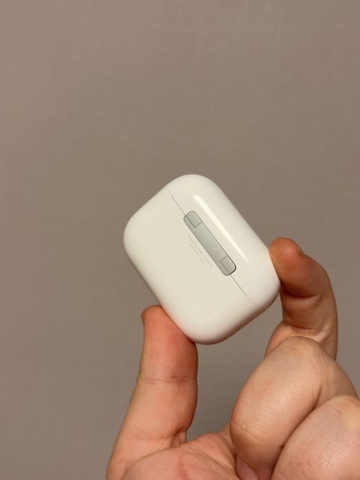 AirPods Pro 3 «новые»