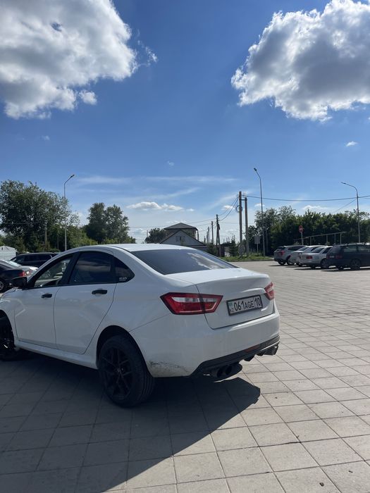Lada vesta в хорошем сост