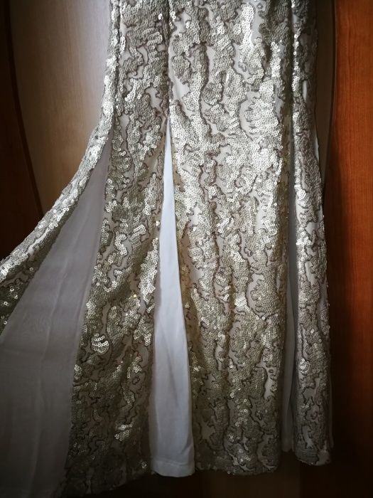 Rochie de seara cu paiete aurii mat, măr. 36.