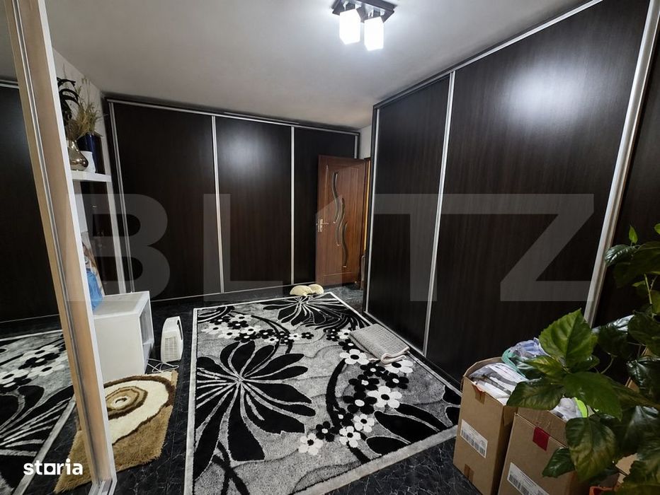 Apartament de vanzare – zona centrala, 50 mp, ideal si pentru spatiu