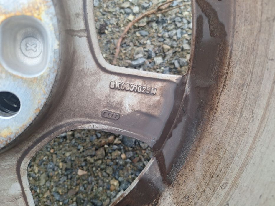 Jante aliaj originale Audi A4 B8 cod 8K0 601 025 M