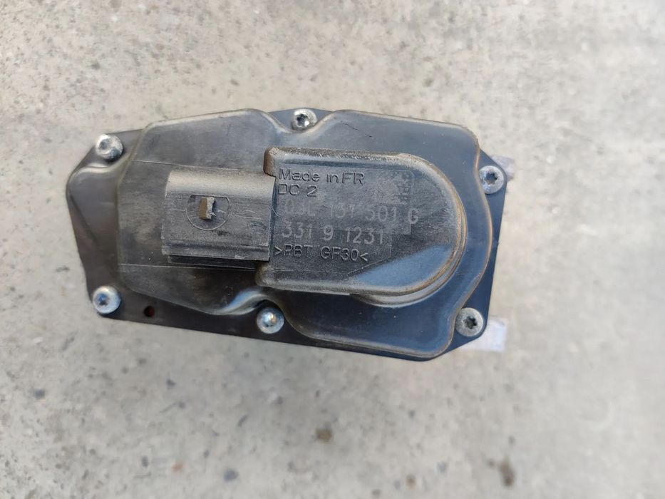 Supapa EGR Audi A4 A5 Passat Golf Seat Exeo 2.0 CAG CJC CMF CBB CBA CFF 03L131501G