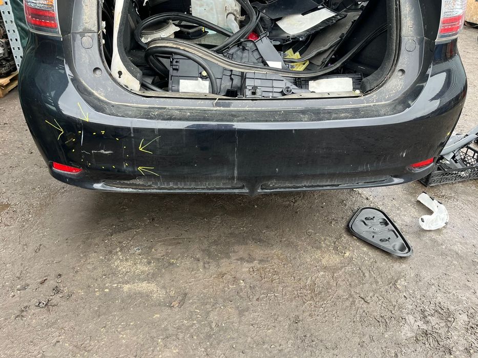 Задна броня Lexus CT200H