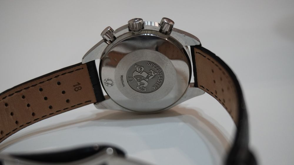 Наручные швейцарские часы Omega Speedmaster Reduced