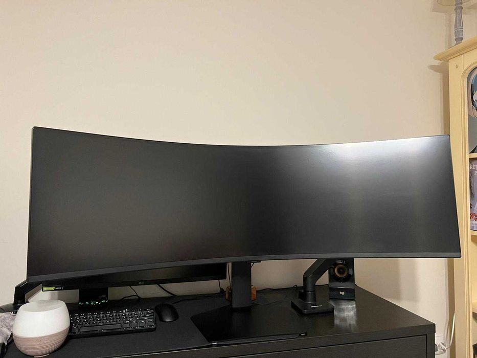 Monitor Gaming Samsung Odyssey G9 G95C