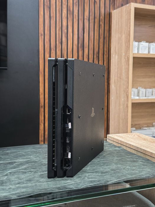 PlayStation 4 Pro 1TB 4K 2djostik Ideal
